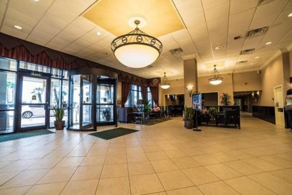 Emerald Hotel